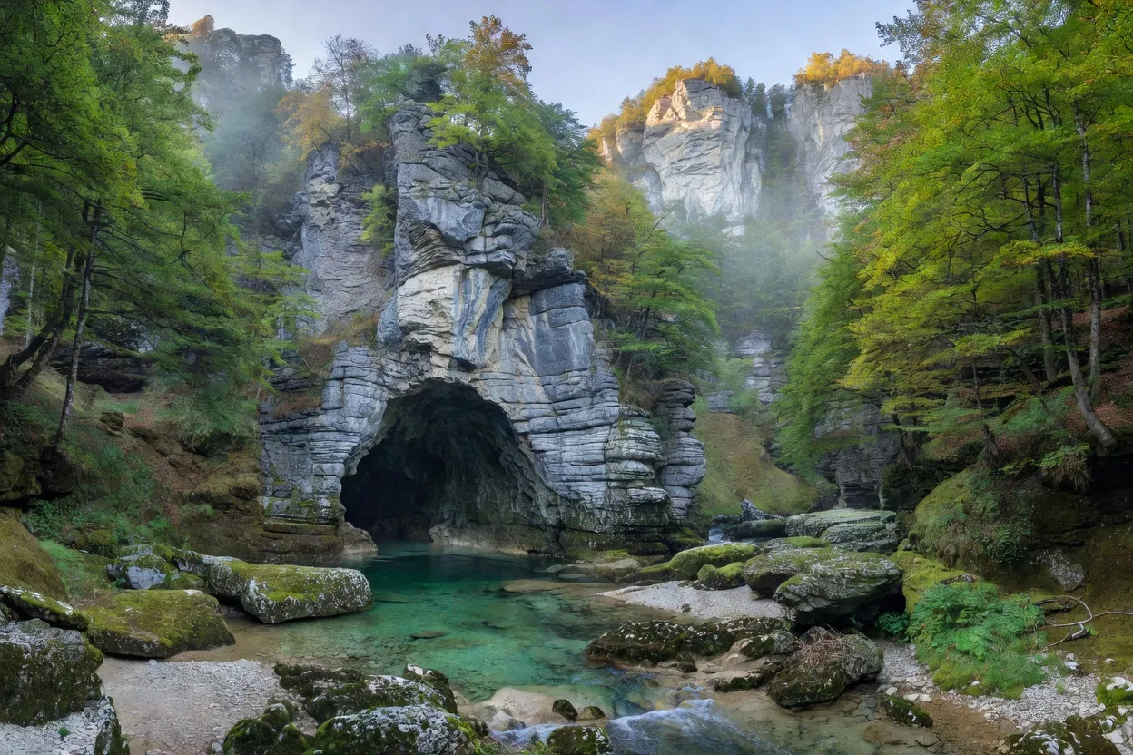 Karst de la Loue et du Lison : comprendre les sources, falaises, grottes et tufières